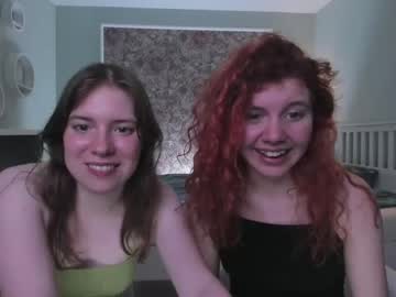 couple Cam Girls Masturbating With Dildos On Chaturbate with cute_fruity