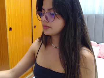 girl Cam Girls Masturbating With Dildos On Chaturbate with naughty_alexia