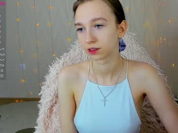 girl Cam Girls Masturbating With Dildos On Chaturbate with alisaa_1