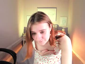 girl Cam Girls Masturbating With Dildos On Chaturbate with lil_marilyn