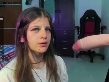 girl Cam Girls Masturbating With Dildos On Chaturbate with flints_