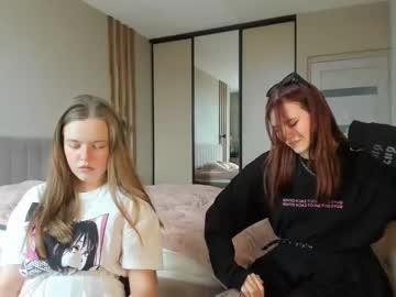 couple Cam Girls Masturbating With Dildos On Chaturbate with bad_bannys
