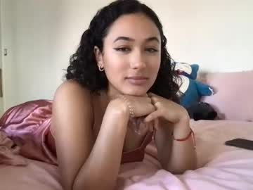 girl Cam Girls Masturbating With Dildos On Chaturbate with aspenn777