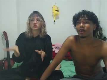 couple Cam Girls Masturbating With Dildos On Chaturbate with ellie_andy
