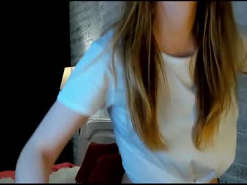 girl Cam Girls Masturbating With Dildos On Chaturbate with sophie_burn