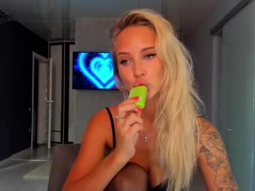 girl Cam Girls Masturbating With Dildos On Chaturbate with adel1n