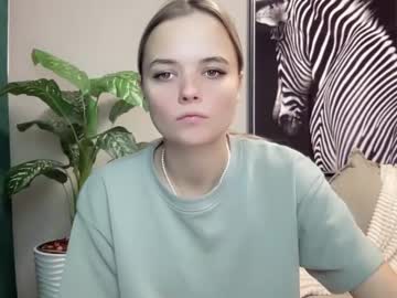 girl Cam Girls Masturbating With Dildos On Chaturbate with leia01art