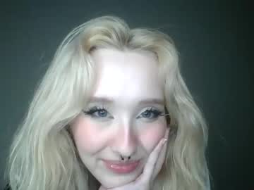 girl
        chasitycutie cam image #1271084