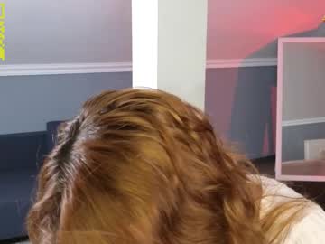 girl
        maria_rogerss cam image #6472525