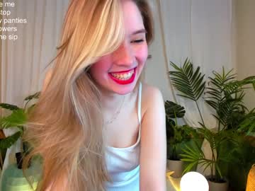 girl
        milablush cam image #721089