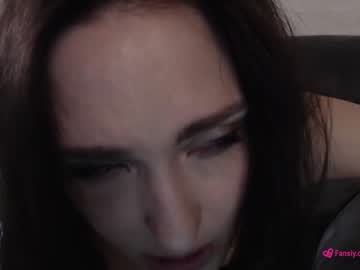 girl
        koketochka555 cam image #1495472