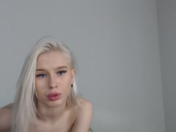 girl
        sun_lovv cam image #99517