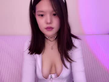 girl
        shy_lee33 cam image #6046596