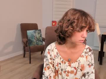 girl
        lenaelisabeth cam image #2674696