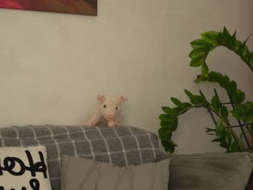 girl
        sweety_rinushka_ cam image #3987805