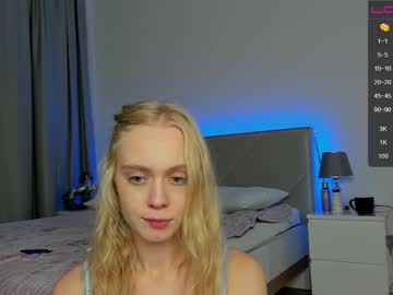 girl
        stacy_fanning cam image #2072382