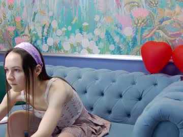 girl
        kriskras__ cam image #1028617