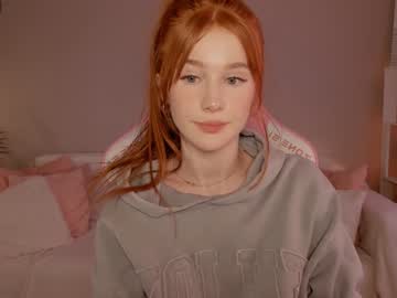girl
        leahsthetics cam image #3763649