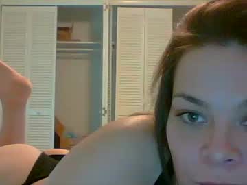 couple
        hornyfucks420 cam image #527641