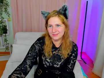 girl
        viktoriia_wish cam image #5590000