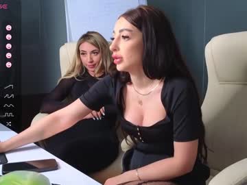 girl
        babesgowild cam image #3799485