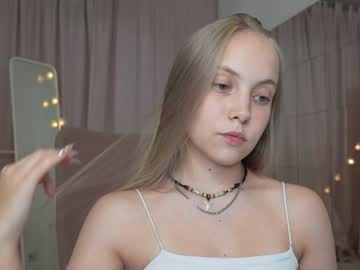 girl
        appr0ved cam image #5074305