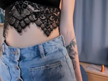 girl
        shirleywatson cam image #683529