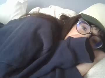 girl
        abc1234567891011213 cam image #2510429