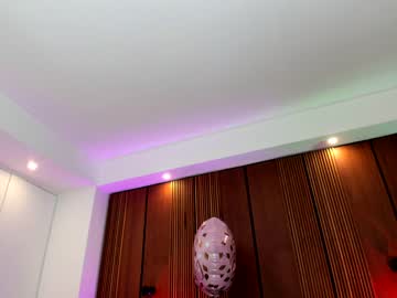 girl
        lovexxxpink cam image #1804911