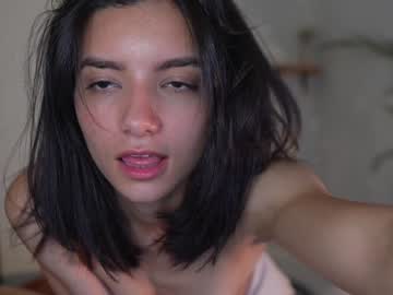 girl
        urcutelinda cam image #3767707