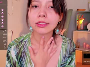 girl
        _aloeva cam image #2701807