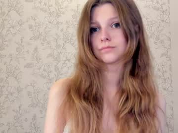 girl
        alainaestrada cam image #2657530