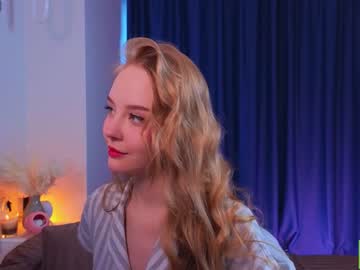 girl
        lissa_meooow cam image #4042119
