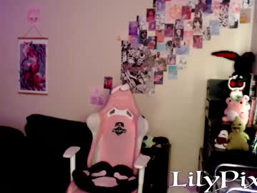 girl
        lilypixel cam image #996326