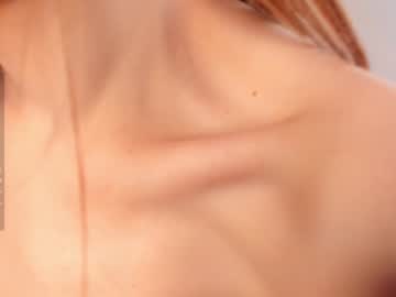 girl
        margarethowell cam image #2781134
