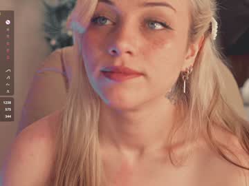 girl
        mia_milagros cam image #6714673
