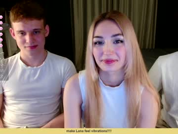 couple Cam Girls Masturbating With Dildos On Chaturbate with lovelypeachs