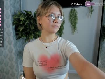 girl
        jettabayse cam image #3347229
