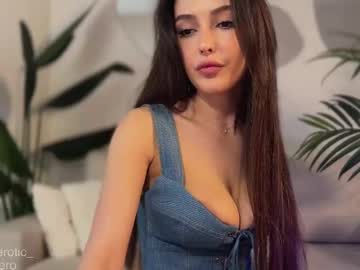 girl
        liliaah cam image #6561874