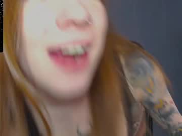 girl
        weed_princesss cam image #6458623