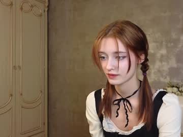 girl
        wiloneakerley cam image #4695947