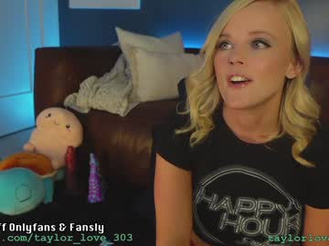 girl
        taylor_love_303 cam image #3190355