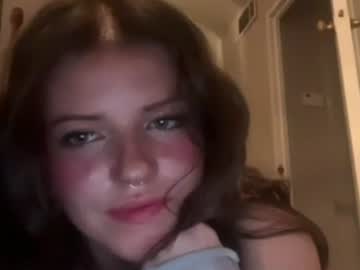 girl
        fairyyy653 cam image #6013163