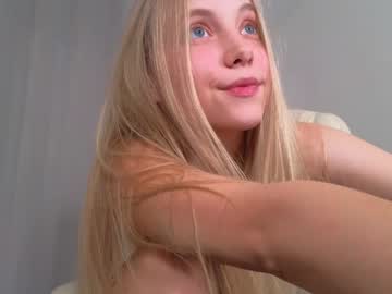 girl
        appr0ved cam image #3256602