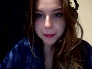 girl
        lillypadgrl cam image #2685766