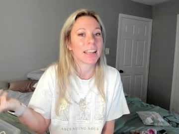 girl
        texas_blonde cam image #982401