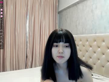 girl
        chanlia cam image #1294342