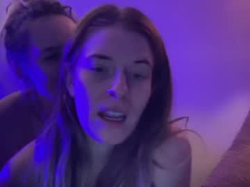 couple
        fartsmommy cam image #452527