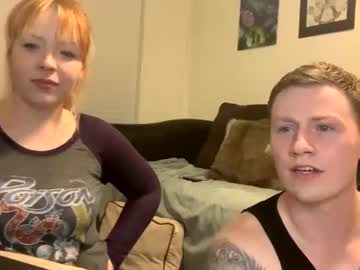couple
        gingernewb cam image #1737281