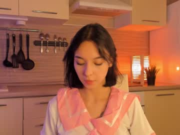 girl
        aimeerogers cam image #1253128